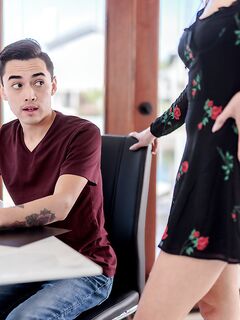 Aussie Barbie Feels Is The Hot Babysitter