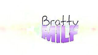 My Cute Blonde Stepmom Quinn Waters Makes Me Cum