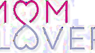 Busty Blonde Coach Shalina Devine Wants To Be Sure I Dont Have A Groin Injury